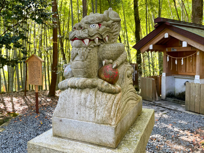 真名井神社狛龍