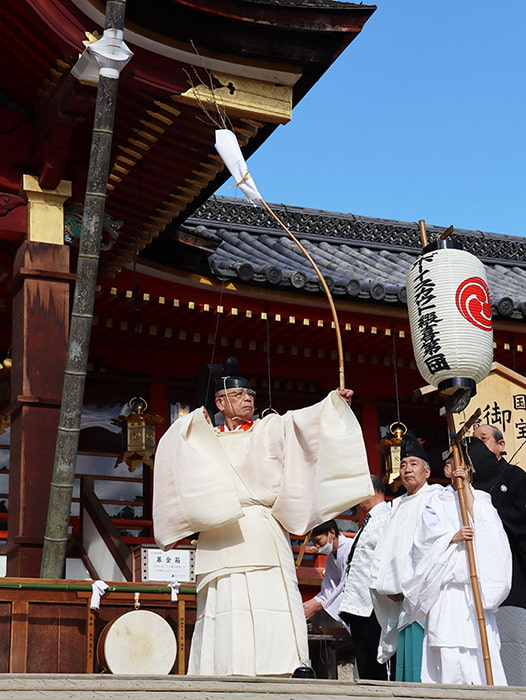 石清水八幡宮鬼やらい神事