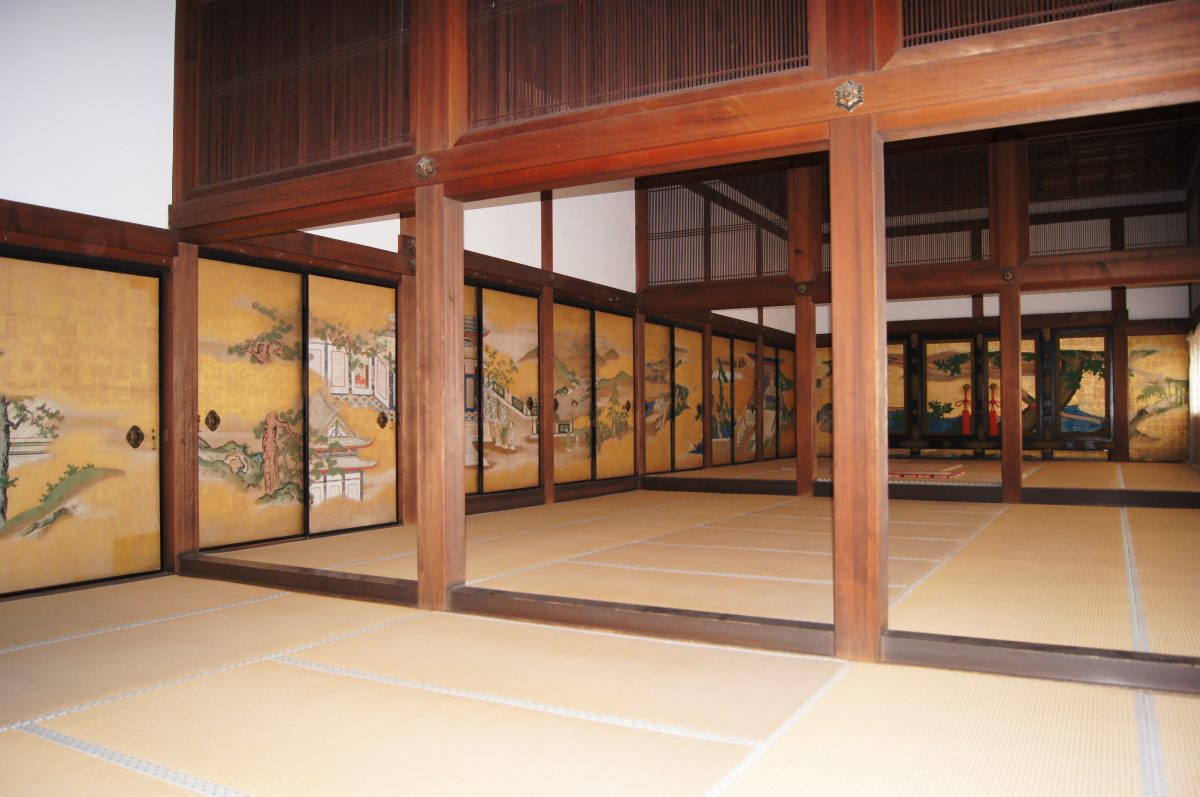 歴代天皇の住まい「京都御所」を大解剖！平安時代の宮廷文化が残る場所 - KYOTO SIDE 〜もっと知ってほしい、京都のいろいろ。〜