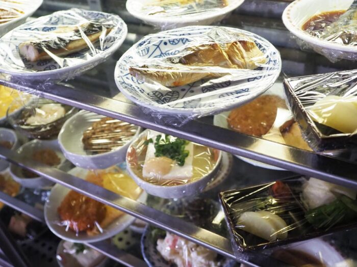 はとや食堂
