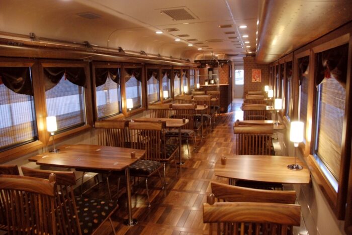 丹後くろまつ号　車内