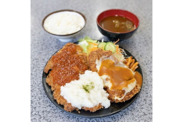 ハイライト食堂本店 カラフルジャンボチキンカツ