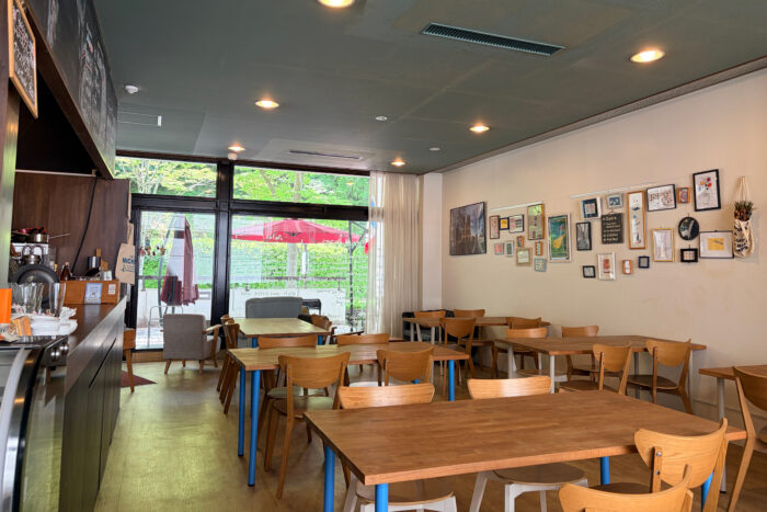 AZUR 内館